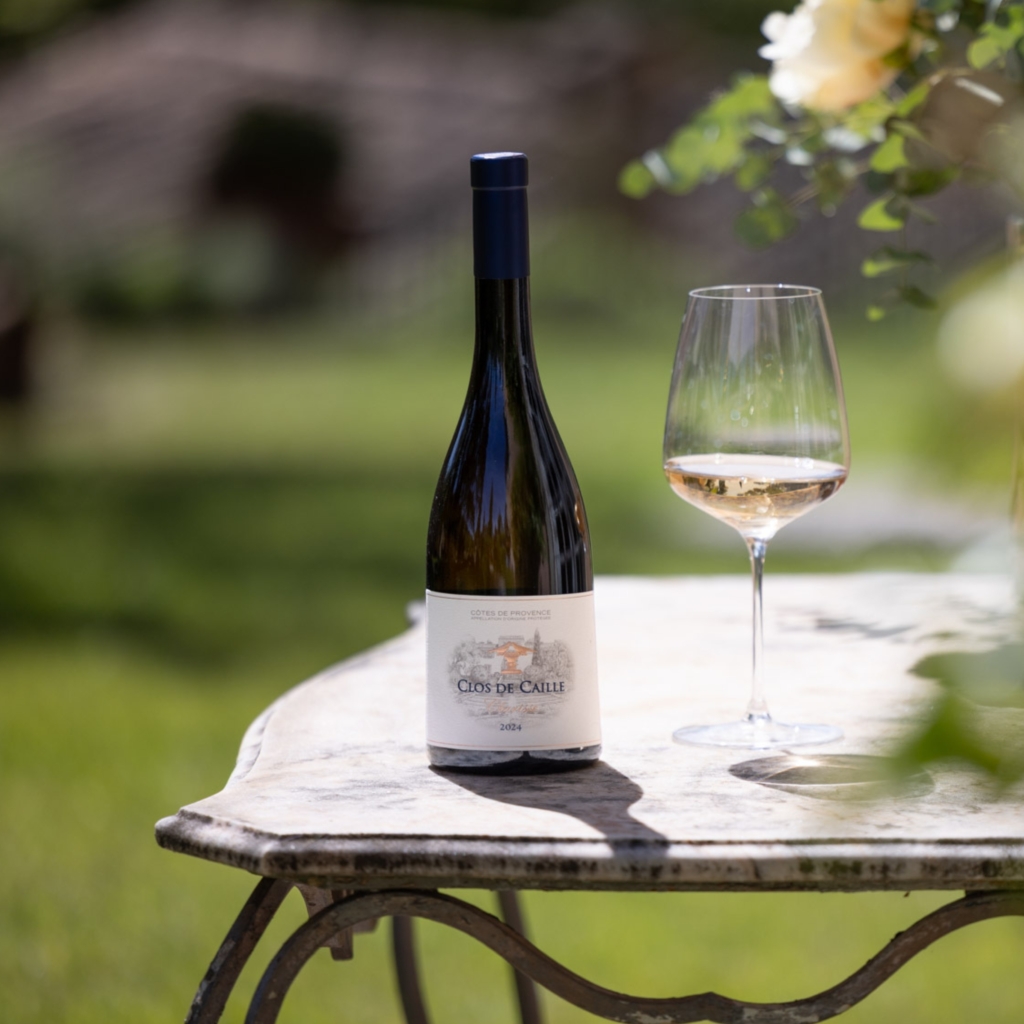 Clos de Caille - Clarisse Rosé - lifestyle - Carré